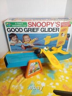 Rare Vintage 1977 Snoopy's Good Grief Glider Toy With Box Peanuts Charlie Brown