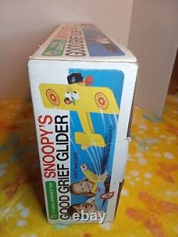Rare Vintage 1977 Snoopy's Good Grief Glider Toy With Box Peanuts Charlie Brown