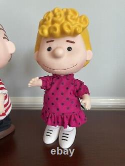 SNOOPY PEANUTS CHARLIE BROWN MADAME ALEXANDER Halloween DOLL Linus LUCY Sally