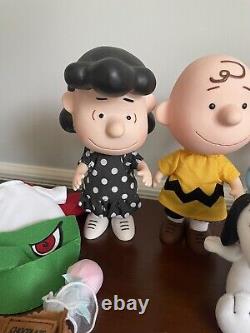 SNOOPY PEANUTS CHARLIE BROWN MADAME ALEXANDER Halloween DOLL Linus LUCY Sally