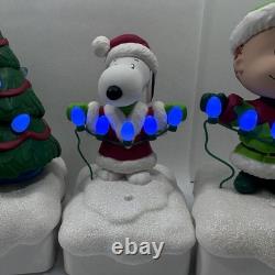 Set 5 Peanuts 2015 LightUp Christmas Snoopy Light Show & Music Wireless Tested