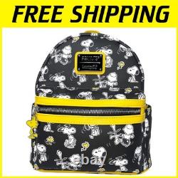 Snoopy & Charlie Brown Allover Print Women's Shoulder Bag