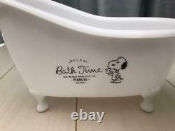 Snoopy Charlie Brown Bath Bus Set Laundry