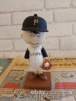 Snoopy Charlie Brown Bobblehead Pittsburgh Pirates