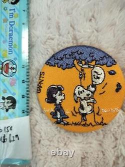 Snoopy Charlie Brown Embroidery Tin Badge Peanuts