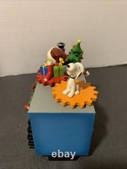 Snoopy Charlie Brown train musical