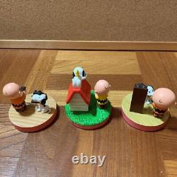 Snoopy Figure lot set 3 woodstock Charlie Brown telephone Peanuts doghouse