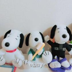 Snoopy Many Goods a lot set Plush Toy Doll Can badge Charlie Brown k0125