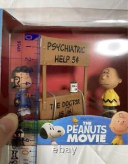 Snoopy Medicom Toy Figure Charlie Brown Lucy