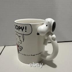 Snoopy Mug RARE 3D-Hallmark Peanuts Charlie Brown Snoopy Hanging On Handle Mug
