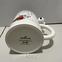 Snoopy Mug RARE 3D-Hallmark Peanuts Charlie Brown Snoopy Hanging On Handle Mug