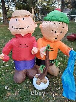 Snoopy Peanuts Airblown Inflatable Charlie Brown & Linus Christmas 2009 Gemmy