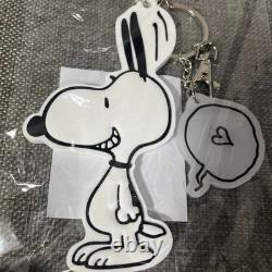 Snoopy Peanuts Cafe Rubber Keychain Charm Collectible New