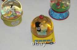 Snoopy Peanuts Charlie Brown Willabee & Ward Holiday Series Snow Globes Lot -WoW