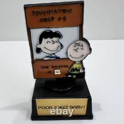 Snoopy Trophy Charlie Brown Lucy