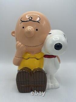 Snoopy and Charlie Brown Cookie Jar Canister 10.5 Gibson Overseas Snoopy