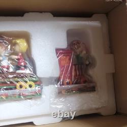 The Danbury Mint Peanuts Thanksgiving Special Resin Figurine Set Charlie Brown