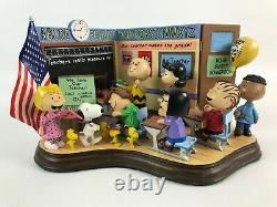 The Danbury Mint YOURE A CLASS ACT Charlie Brown Snoopy School Figurine