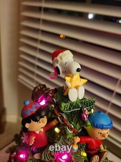 The Peanuts Christmas Tree Danbury Mint Charlie Brown Snoopy Large