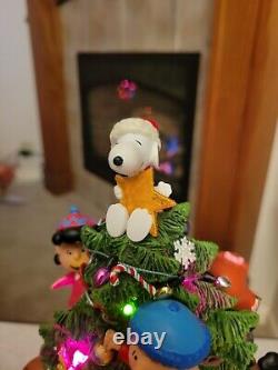 The Peanuts Christmas Tree Danbury Mint Charlie Brown Snoopy Large