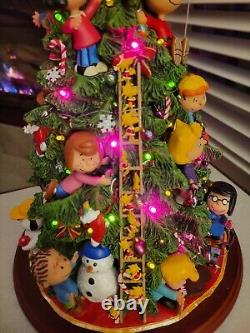 The Peanuts Christmas Tree Danbury Mint Charlie Brown Snoopy Large