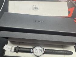 Timex Marlin Charlie Brown Peanuts Snoopy Flying Kite Automatic 40mm Watch