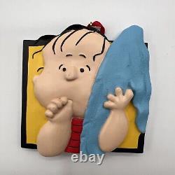 UFS Peanuts Snoopy Charlie Brown Lucy & Gang Flat Square Ornaments Set of 9 /DVD