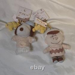 USJ Snoopy Charlie Brown Christmas Plush Keychain Limited Edition
