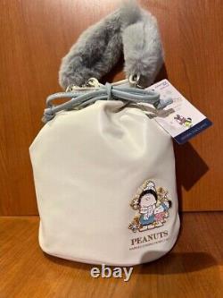 USJ Snoopy Charlie Brown Fur Shoulder Bag 2023 Christmas Universal Studios Japan