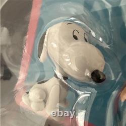 Ultra Detail Figures Snoopy And Charlie Brown