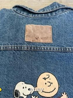 VTG Knott's Camp Snoopy Peanuts Denim Jean Jacket USA Charlie Brown Snoopy 80s