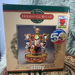 VTG Mr Christmas Peanuts Charlie Brown Snoopy Holiday Go Round Musical Carousel