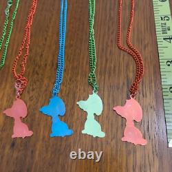 VTG -Peanuts Snoopy Peanuts Charlie Brown Necklace Choker, red, green/blue d2