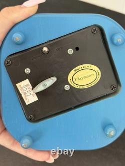 VTG Willitts Peanuts Porcelain Musical Figurine Carnival, Snoopy & Charlie Brown