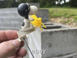 Vintage 1973 Mattel Vertibird Snoopy & His Flyin' Doghouse Charlie Brown Set