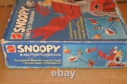 Vintage Charlie Brown Snoopy Flying Doghouse Red Baron Mattel NOS 1965