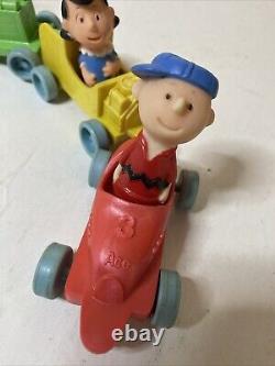 Vintage Charlie Brown Snoopy Linus Lucy 1952 Rubber Cars Orig Peanuts Schulz