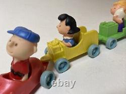 Vintage Charlie Brown Snoopy Linus Lucy 1952 Rubber Cars Orig Peanuts Schulz