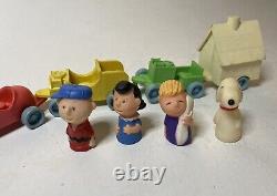 Vintage Charlie Brown Snoopy Linus Lucy 1952 Rubber Cars Orig Peanuts Schulz