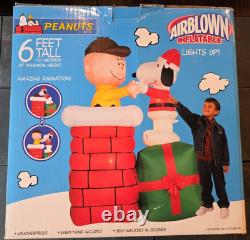 Vintage Moving Gemmy Air blown Peanuts Christmas Charlie Brown & Snoopy