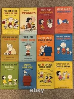 Vintage Peanuts Charlie Brown Snoopy Book Lot 54 Charles Schulz 1960s 70s