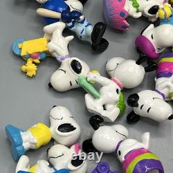Vintage Peanuts Snoopy 2 Figurine Lot Of 43 United Feature