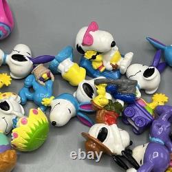 Vintage Peanuts Snoopy 2 Figurine Lot Of 43 United Feature