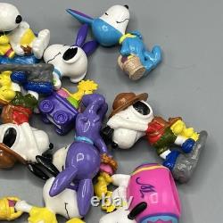 Vintage Peanuts Snoopy 2 Figurine Lot Of 43 United Feature