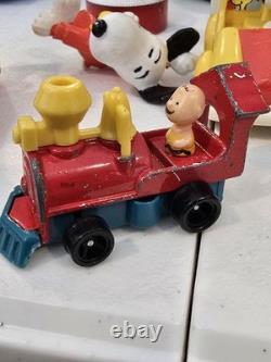 Vintage Peanuts Snoopy Charlie Brown Toy Lot Watches PEZ Cars Hong Kong 50s 60s