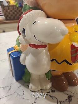 Vintage Peanuts Snoopy and Charlie Brown Christmas Cookie Jar RARE