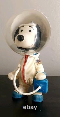 Vintage Retro Snoopy Astronaut 1969 United Features Syndicate READ DESCRIPTIN