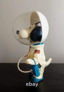 Vintage Retro Snoopy Astronaut 1969 United Features Syndicate READ DESCRIPTIN