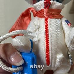 Vintage Retro Snoopy Astronaut 1969 with United Features Syndicate Box X-CLEAN