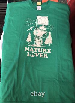 Vintage T Shirt Green Snoopy Nature Lover Peanuts Brand Size L Charlie Brown